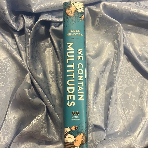 We Contain Multitudes - Sarah Henstra - Picture 3 of 13